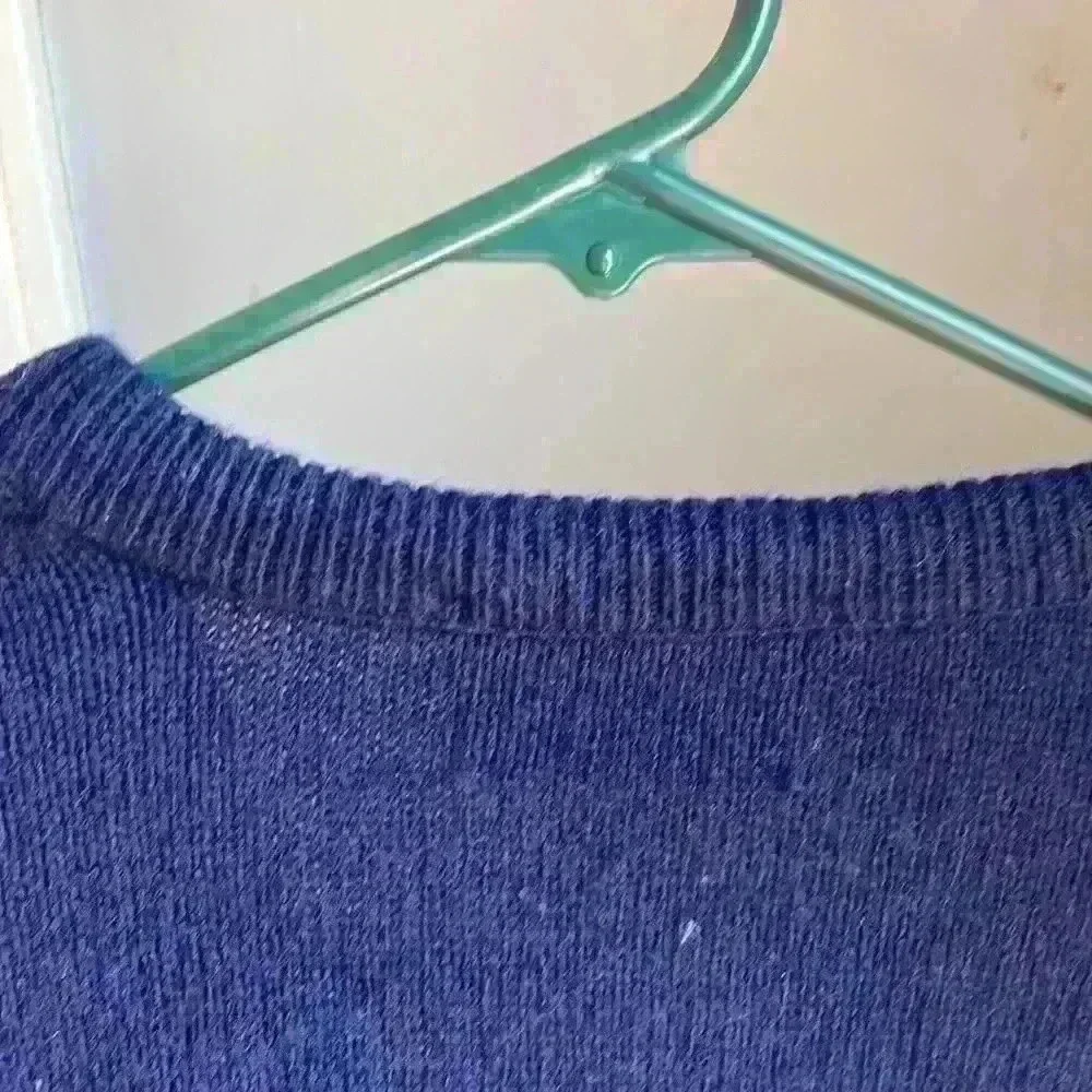 Slouchy, cozy navy blue v neck sweater size L